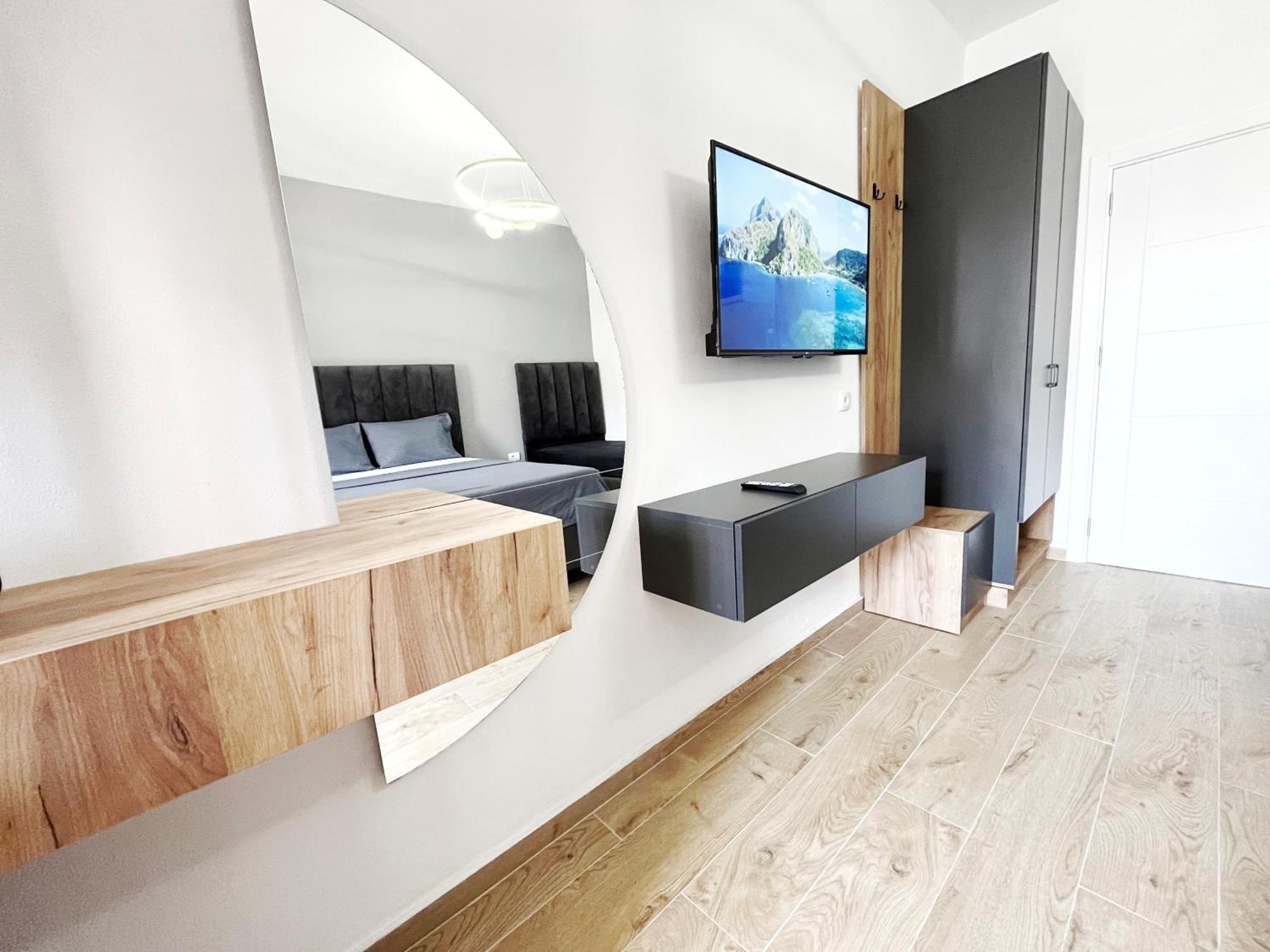 Supreme Luxury Aparthotel Ulcinj Buitenkant foto