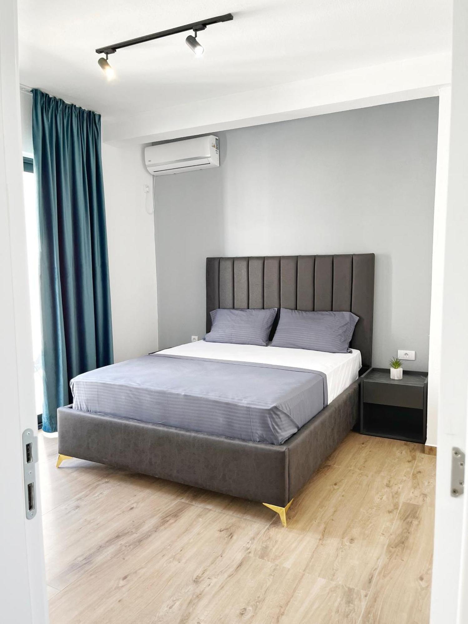 Supreme Luxury Aparthotel Ulcinj Buitenkant foto